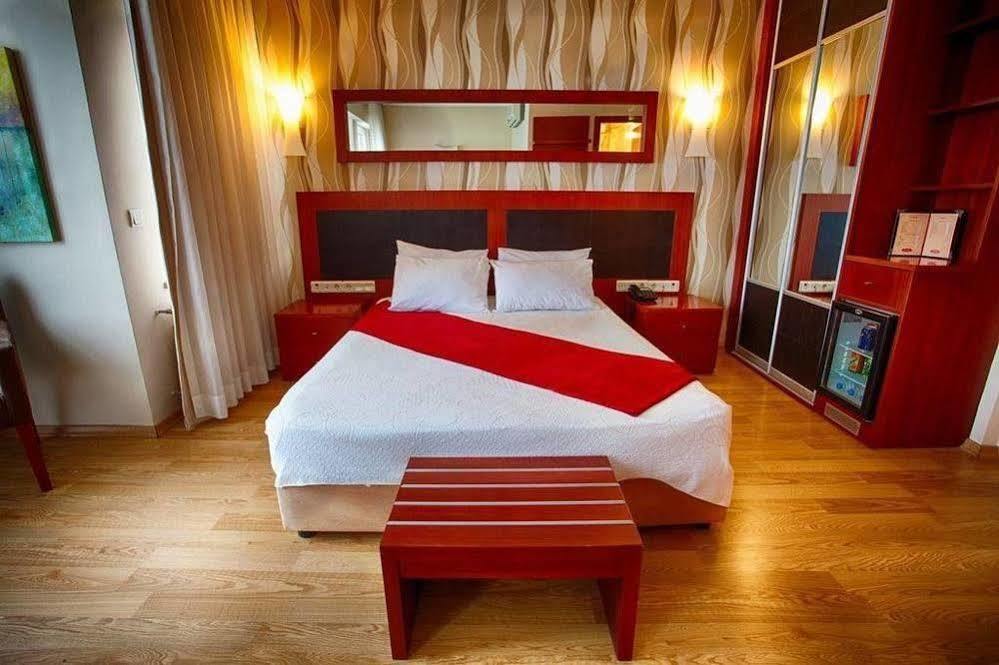 Hotel Pelit Чанаккале Экстерьер фото