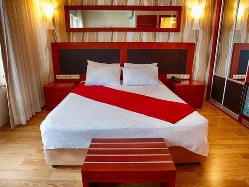 Hotel Pelit Чанаккале Экстерьер фото